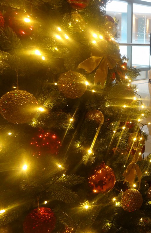 ヒルトン大阪の2階のクリスマスツリー